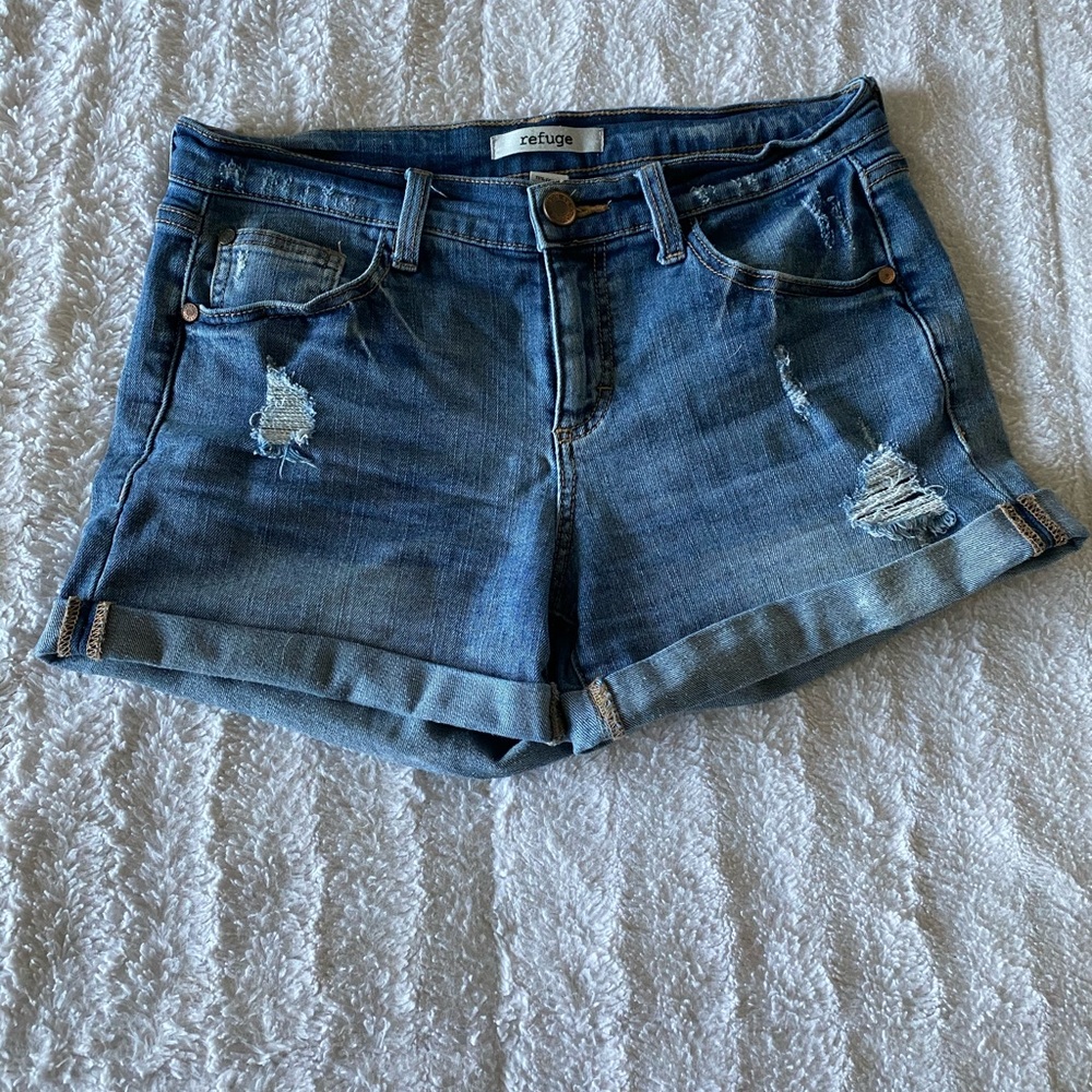 Mini Shorts - Light Wash